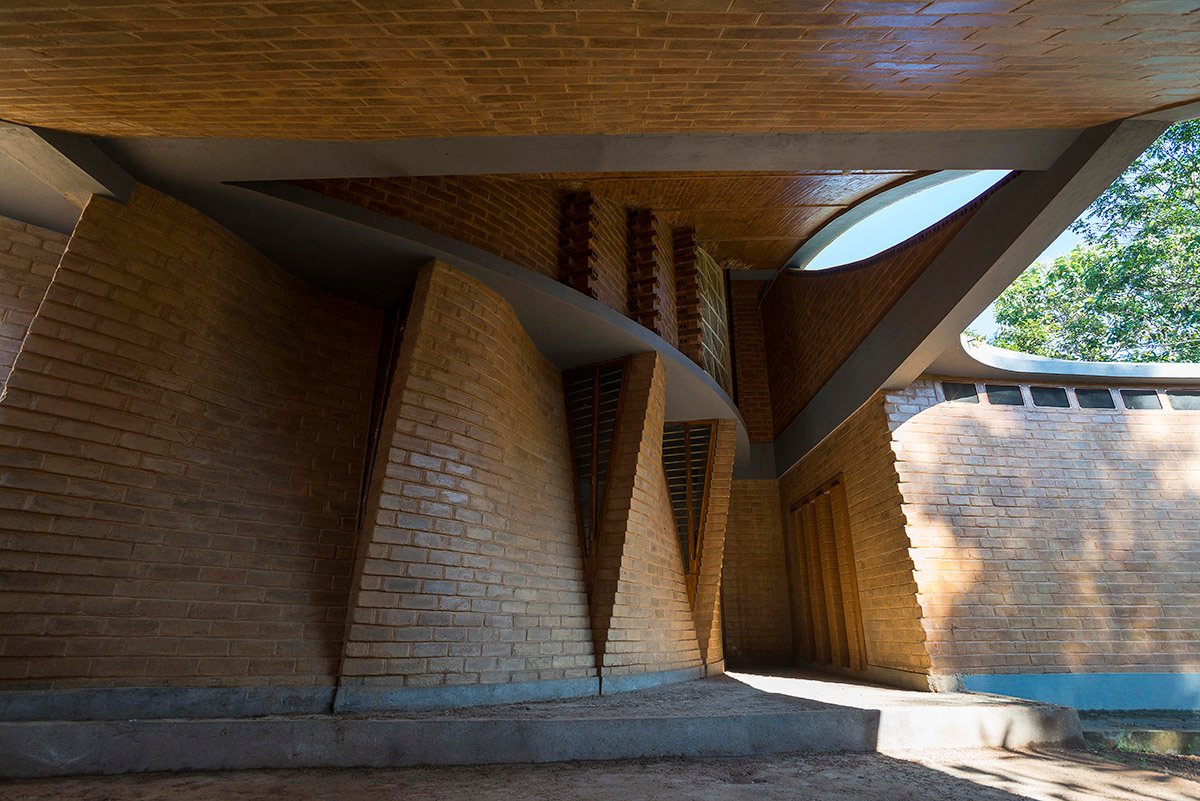 Kurien Philip Residence | Wallmakers