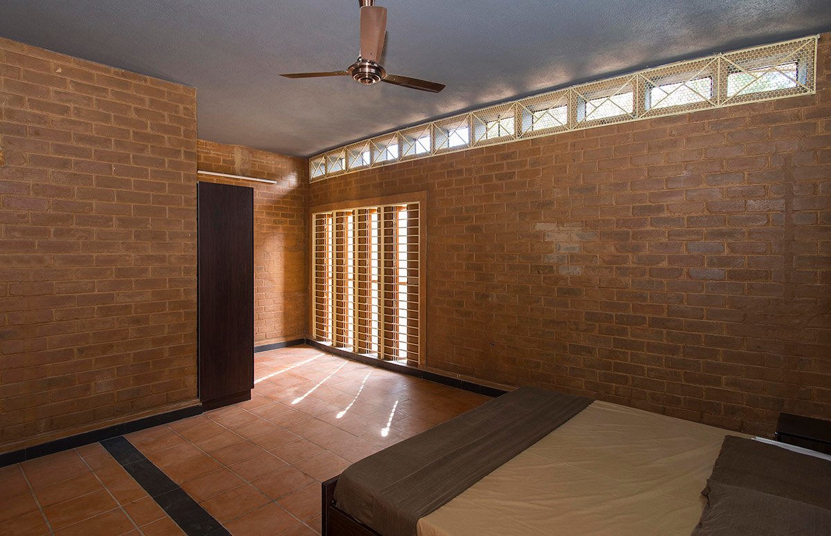 Kurien Philip Residence | Wallmakers