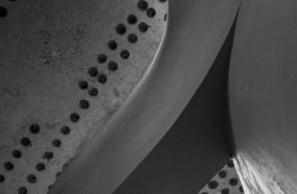 Debris House – Residence for Mr. Biju Mathew | Wallmakers