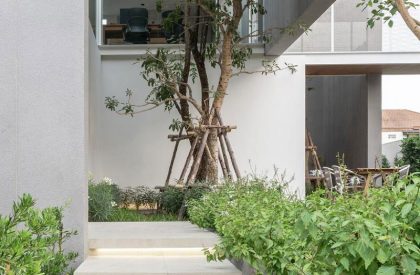 Mit Chit House | Looklen Architects
