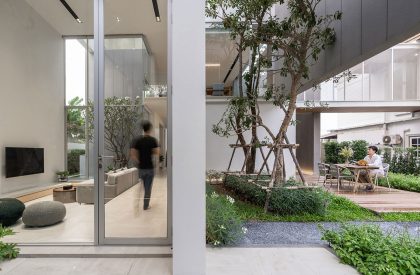Mit Chit House | Looklen Architects