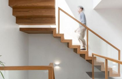 Mit Chit House | Looklen Architects