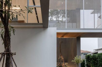 Mit Chit House | Looklen Architects