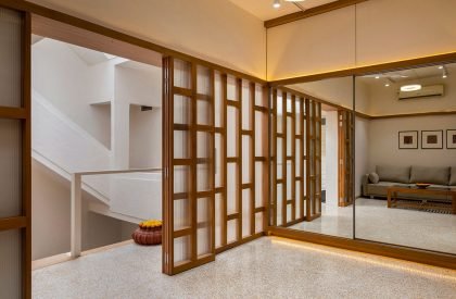 Odhani | Playball studio