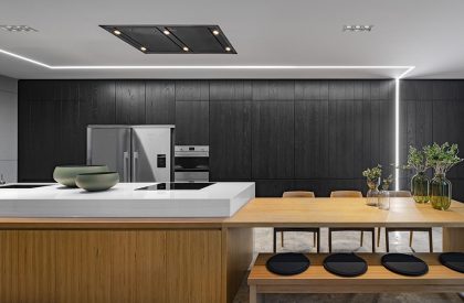 55 Sathorn House | Kuanchanok Pakavaleetorn Architects