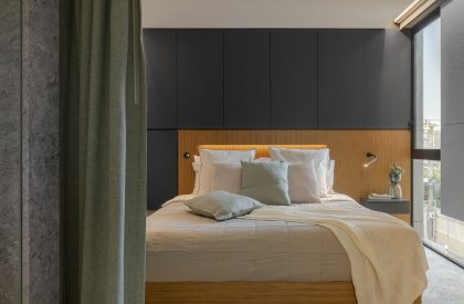 55 Sathorn House | Kuanchanok Pakavaleetorn Architects
