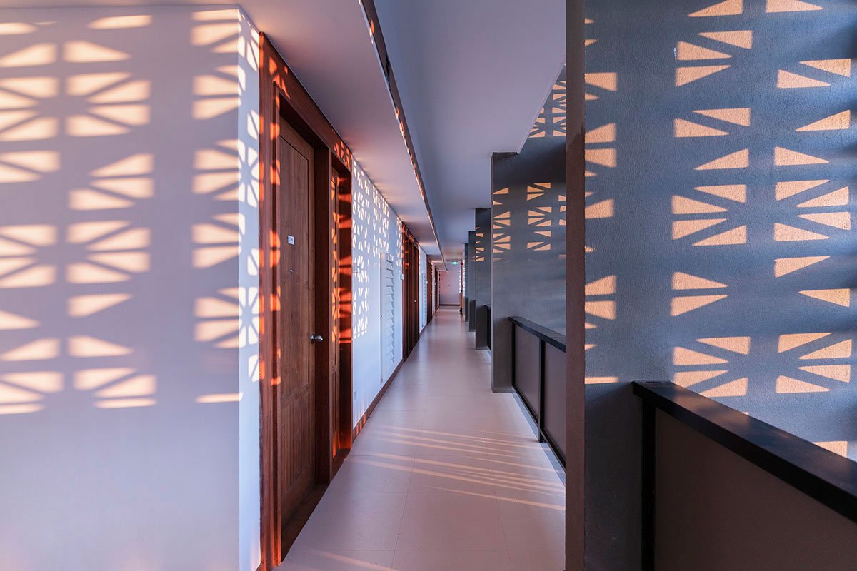 65 Rooms Extension Goldi Sands Hotel Negombo | Lalith Gunadasa Architects