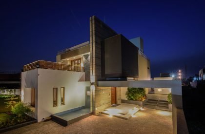 House For Mr. Tejas Patel | Associated Architects Pvt. Ltd. (AAPL)