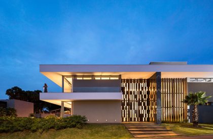 Residencia HRB | Schuchovski Arquitetura