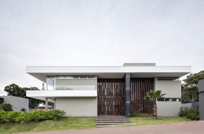 Residencia HRB | Schuchovski Arquitetura
