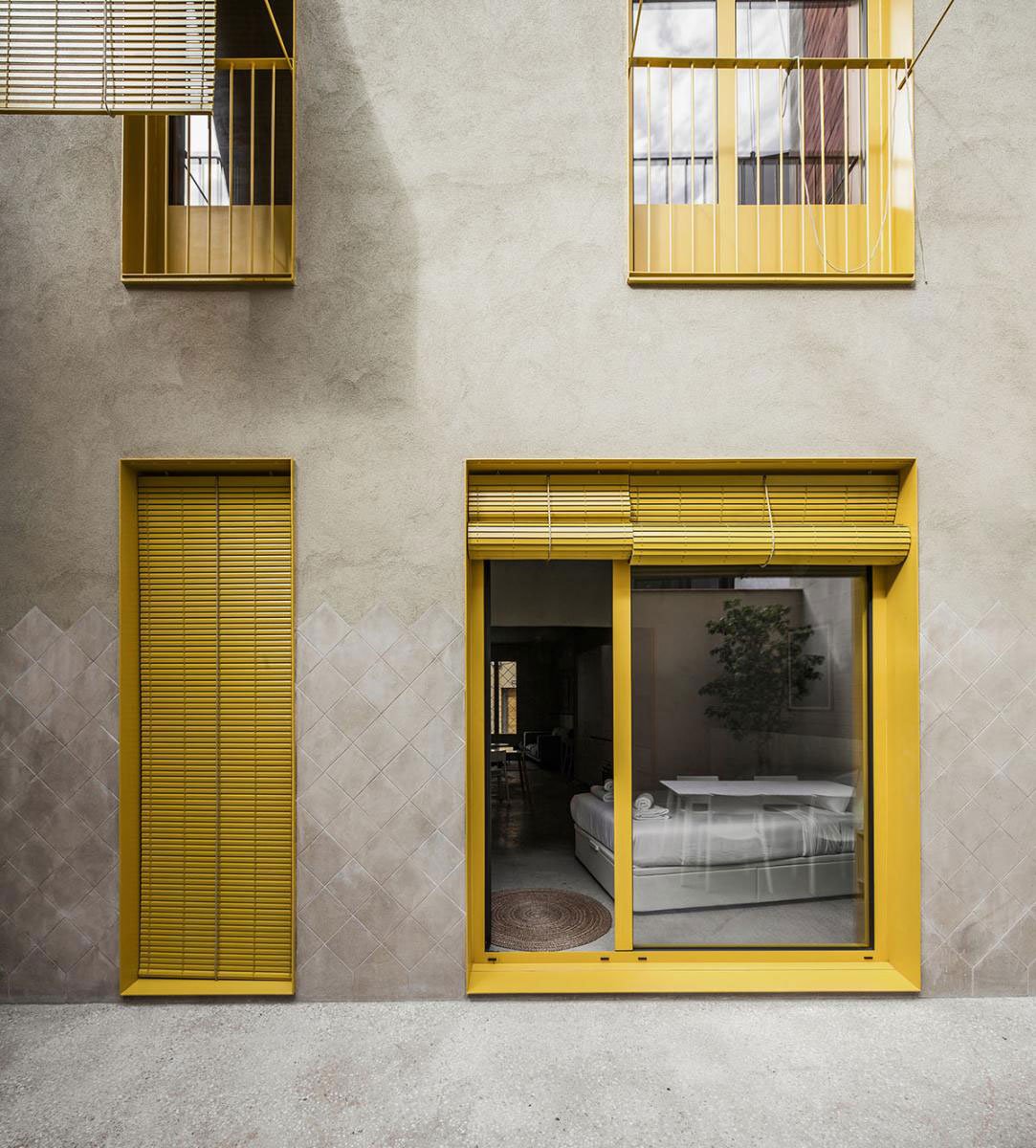 Seven Lives | Anna & Eugeni Bach