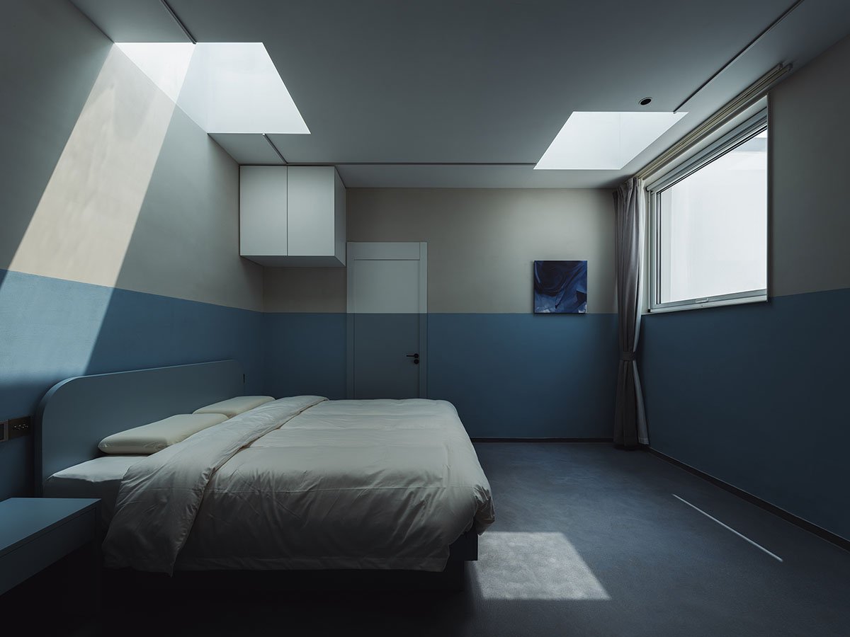 Strangers: Room with a rejected view | Wutopia Lab