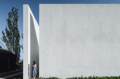 Strangers: Room with a rejected view | Wutopia Lab