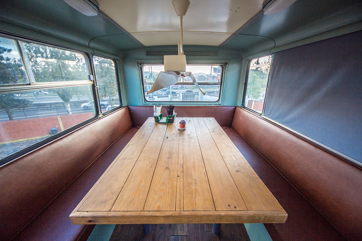 Village Underground Lisbon | ARTE TECTóNiCA