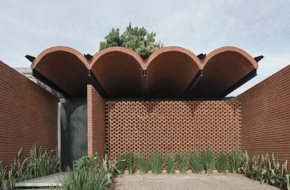 Intermediate House | Equipo de Arquitectura