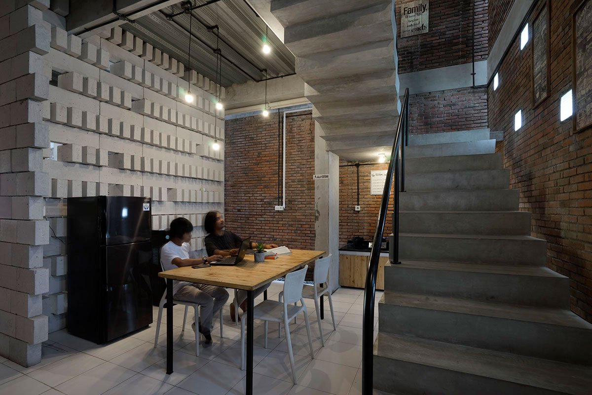 Binary Boarding house | Andyrahman Architect