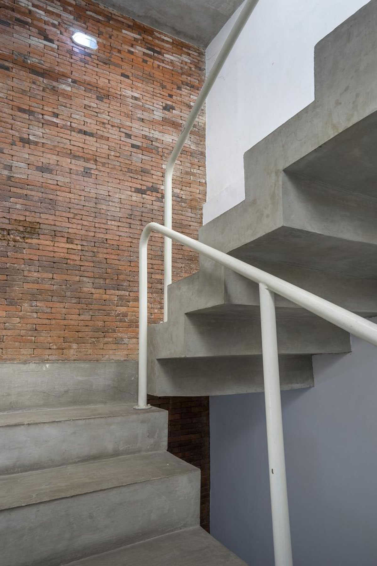 Binary Boarding house | Andyrahman Architect