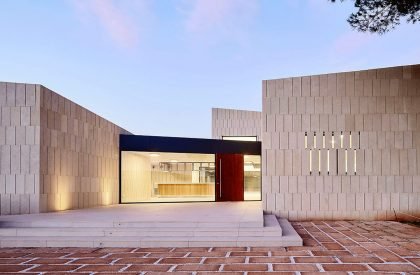 Stone Clubhouse | GRAS Arquitectos