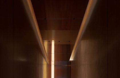 Man Chao Hui | Various Associates