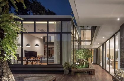 House (Be)hide | Touch Architect