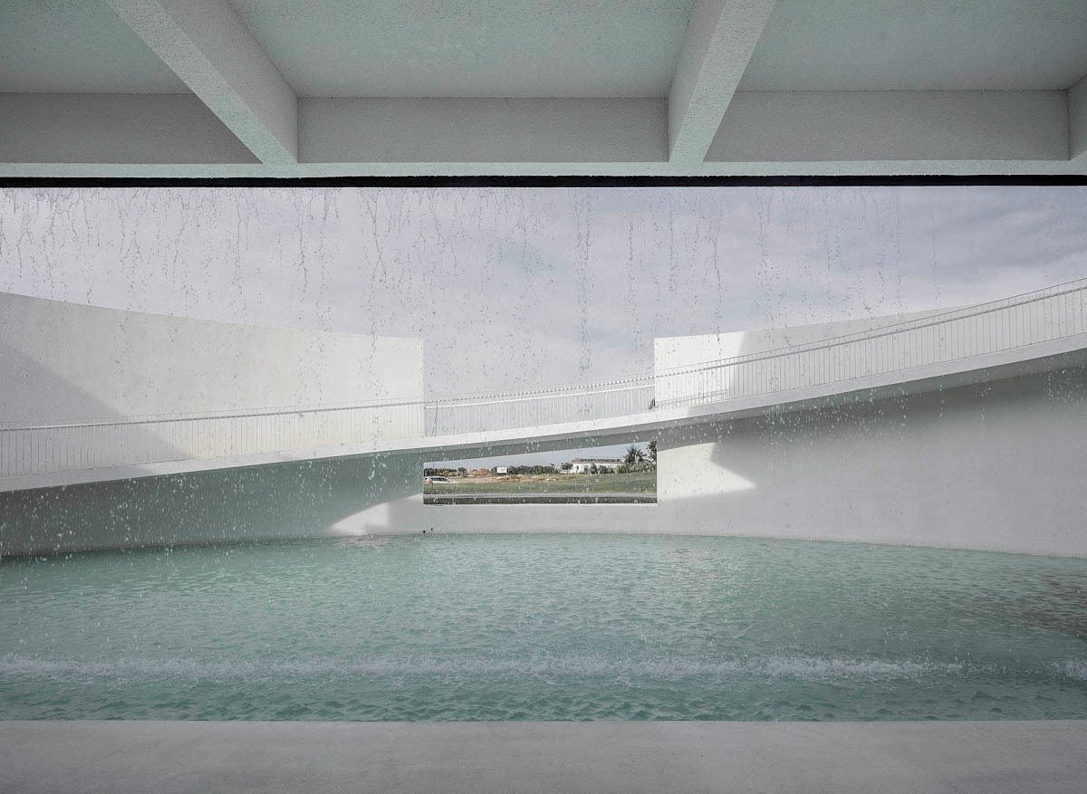 Dysis Chapel of Poly Shallow Sea, Sanya | UDG