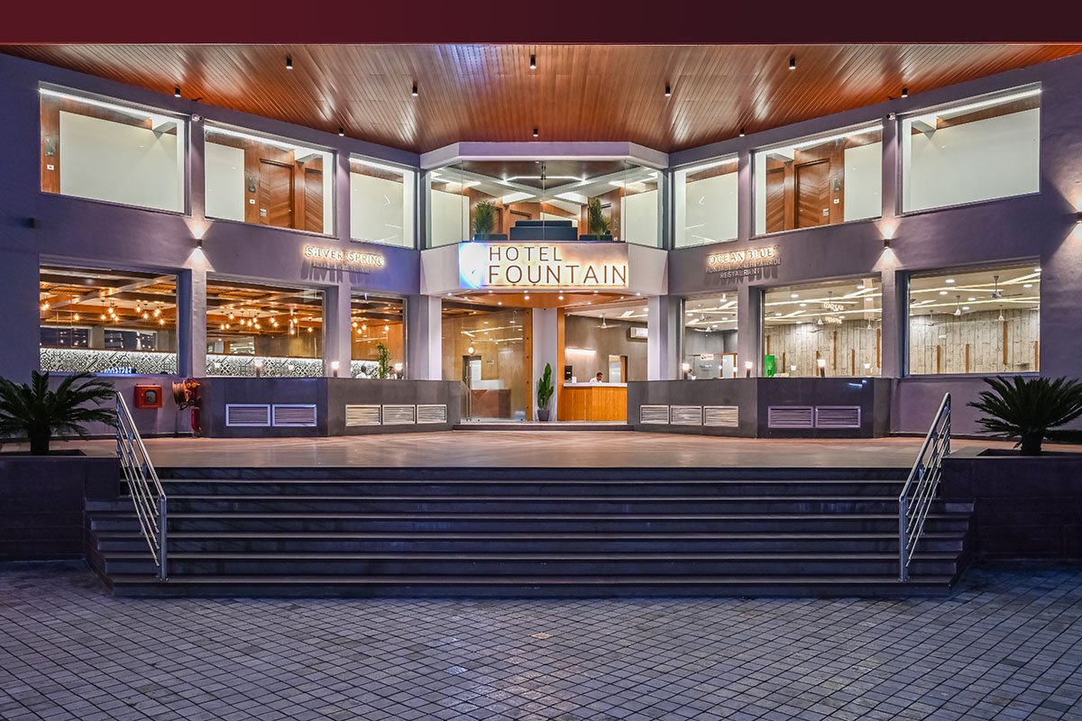 Hotel fountain | Associated Architects Pvt. Ltd.