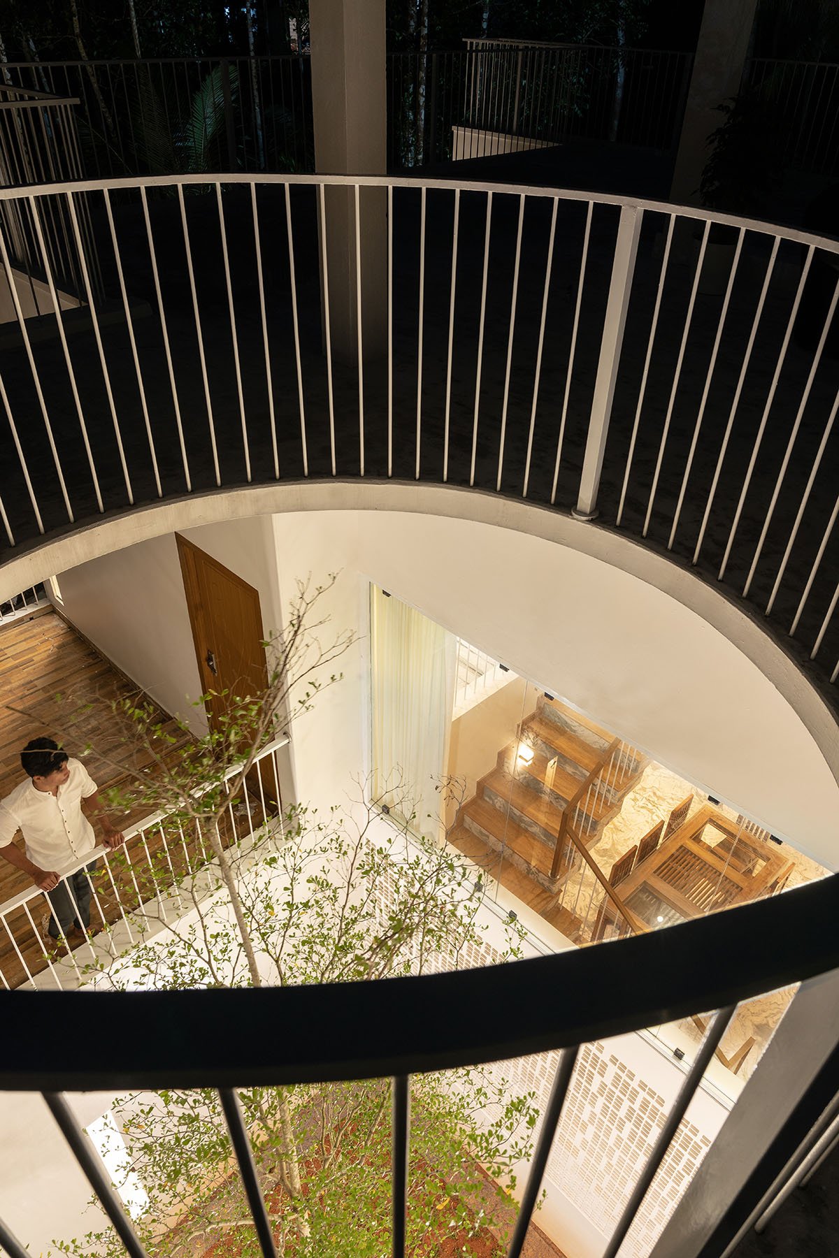 White House | TAB/Tropical Architecture Bureau