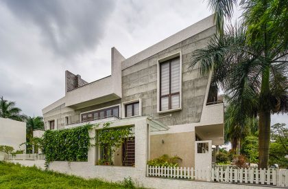 # 204 – Linear House | Int-Hab architecture+design Studio