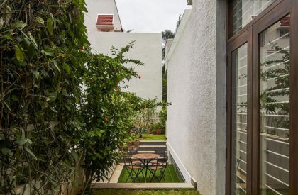 # 204 – Linear House | Int-Hab architecture+design Studio