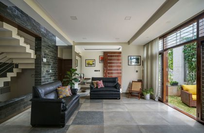 # 204 – Linear House | Int-Hab architecture+design Studio