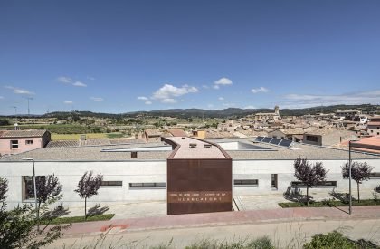 Day center and Home for the elderly of Blancafort | Guillem Carrera