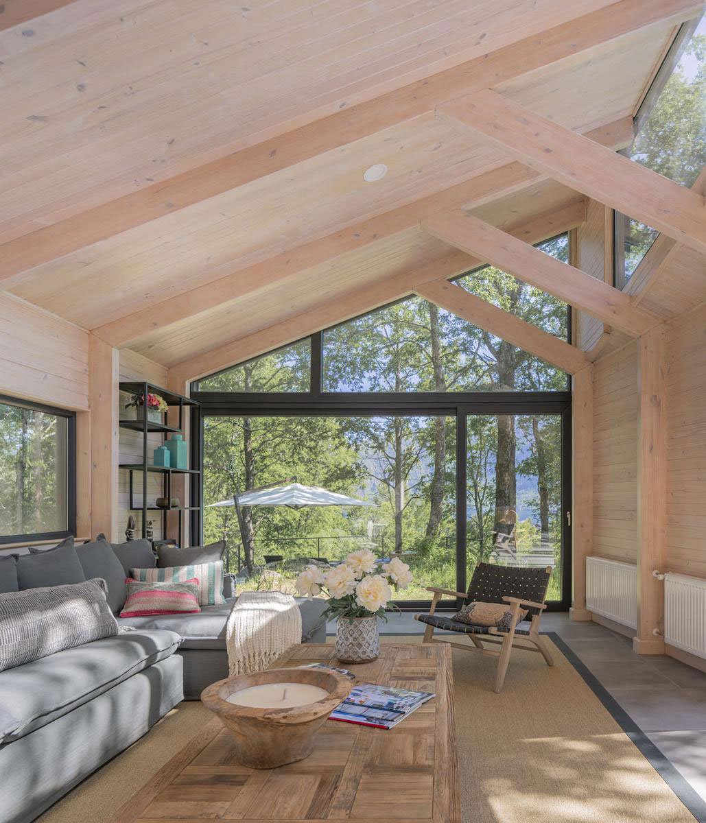 Forest House | Triangular