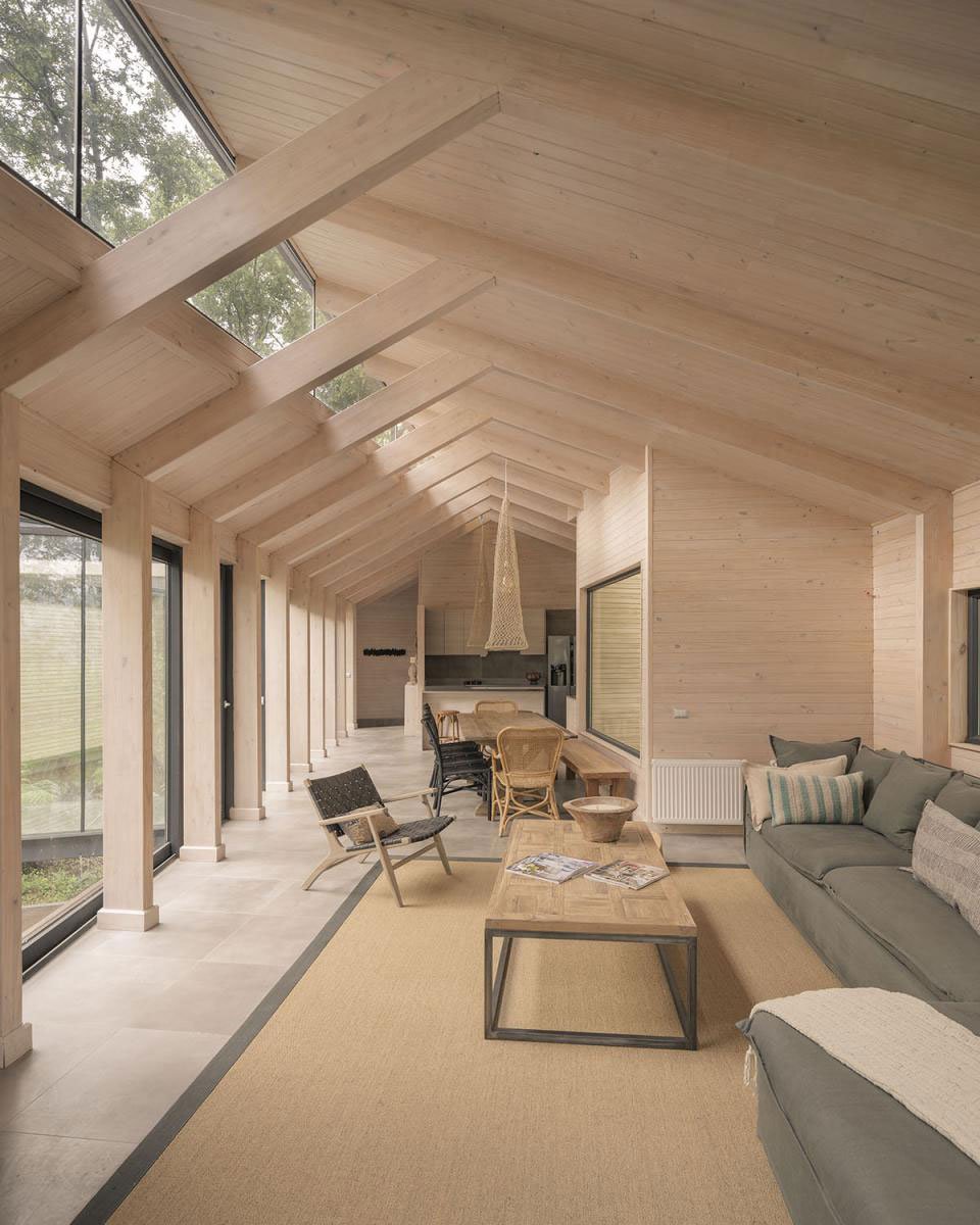 Forest House | Triangular