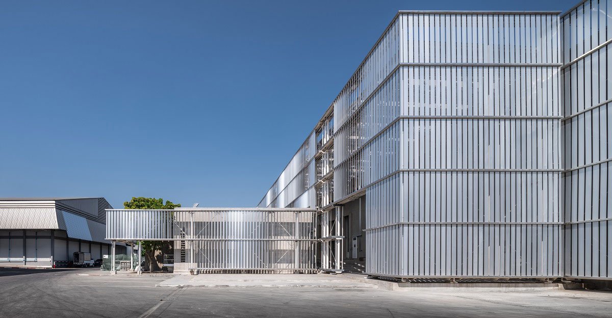Laemthong Corporation Factory | PHTAA Living Design