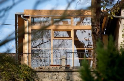 Studio above the river | HAMR Huť Architektury Martin Rajniš
