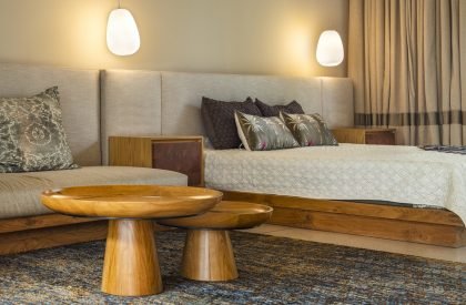 Earth and Glass House | Studio Lotus