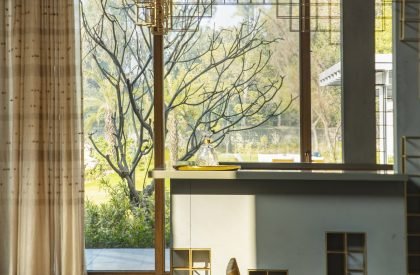 Earth and Glass House | Studio Lotus