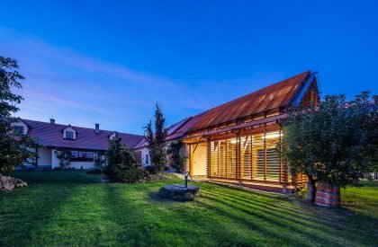 Farmhouse Extension South Bohemia | HAMR Hut Architektury Martin Rajnis