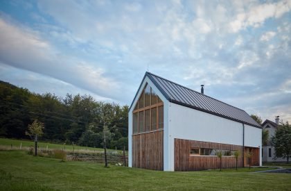 House for a Photographer | ValArch Ateliér