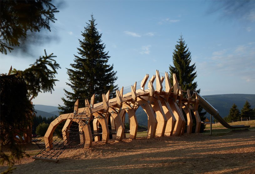 Pecka Playscape | Molo Architekti + Matěj Hájek