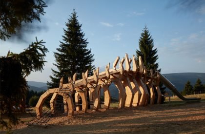 Pecka Playscape | Molo Architekti + Matěj Hájek