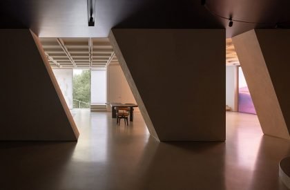 Cassina Showroom, Ningbo | OUTIN. DESIGN