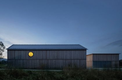 Three Houses and a Yard Under Lysá Hora | Papousek & Silhan Architects