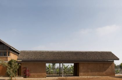House of Earth and Stone | Studio Motley