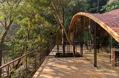 DevaDhare Dining Space | Play Architecture