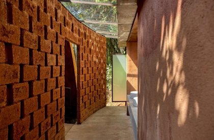 DevaDhare Dining Space | Play Architecture