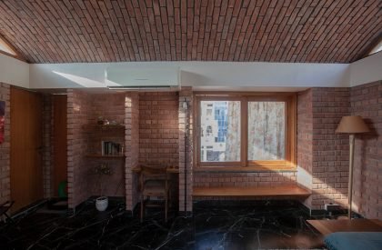 The Naked Vault House | New Garage Architecture Studio