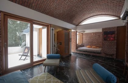 The Naked Vault House | New Garage Architecture Studio