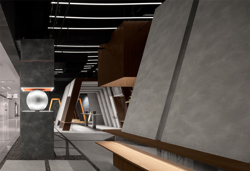 VALPAINT Exhibition Hall | Salone Del Salon