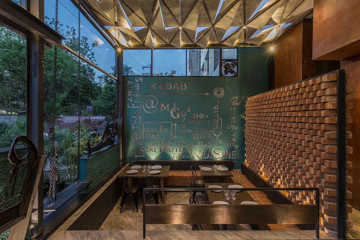Amigos Kitchen | Amruta Daulatabadkar Architects